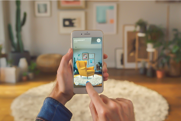 Roles of AR & VR: How Do They Revamp eCommerce's Future?
